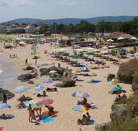 Yanis فندق لوزينيتس