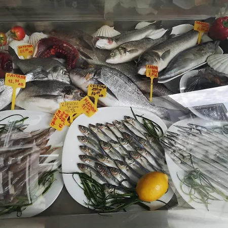 Ξενοδοχείο Yanis