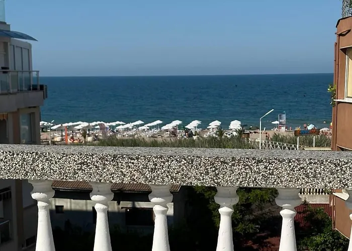 Yanis 3* 로제넷츠