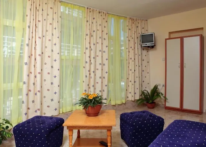 Yanis 호텔 로제넷츠