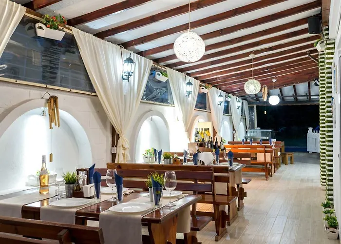 Yanis 3* 로제넷츠